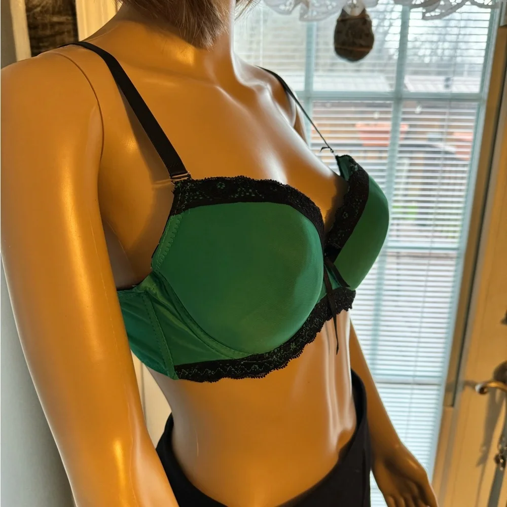 Angelina Bra‎ SZ 36C
